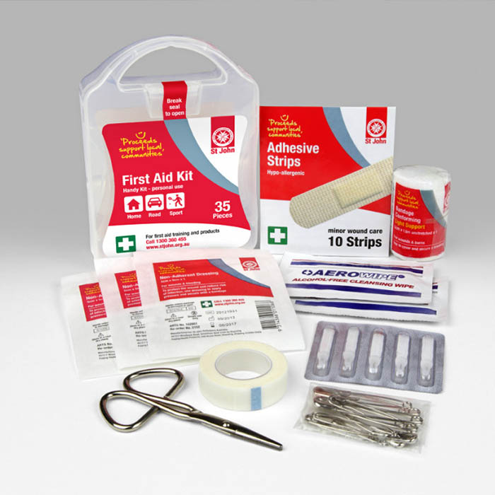 ST JOHN HANDY FIRST AID KIT |  | 7038113