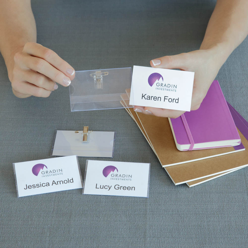 AVERY 959077 L7418K NAME BADGE KIT MICROPERFORATED 86.5 X 55.5MM WHITE |  | 7027556