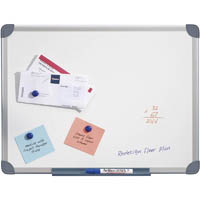 quartet slimline magnetic whiteboard 900 x 600mm