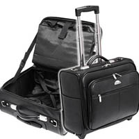 waterville pilot case/computer bag vinyl with trolley wheels and retractable handle black